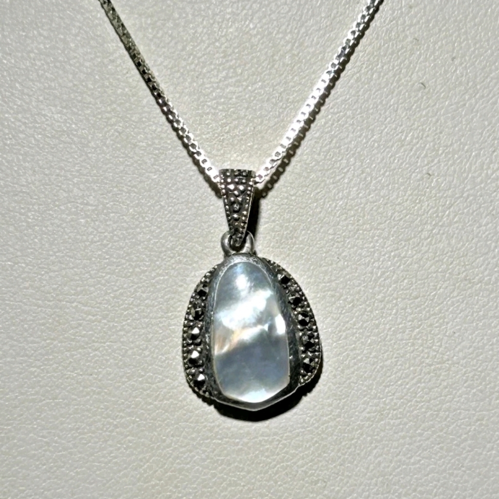 Marsala Sterling Silver Mother of Pearl Marcasite Teardrop Pendant Necklace 925